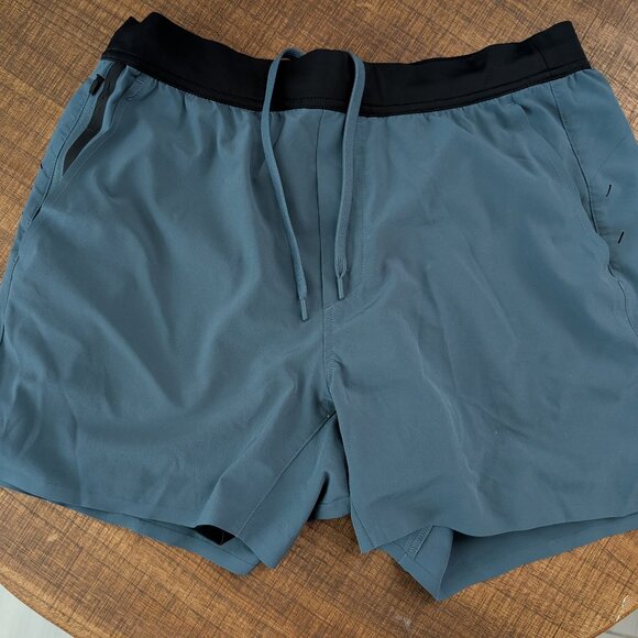 Ten Thousand Interval Short 5 inch with Liner (2023) LARGE - Picture 5 of 6